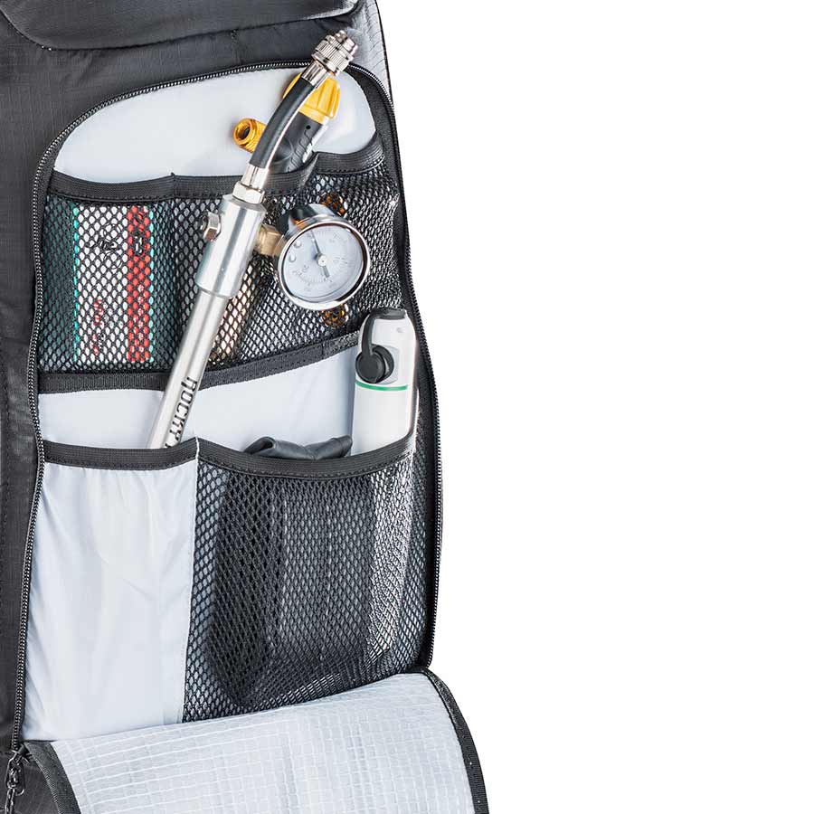 EVOC, FR Trail Blackline, Backpack, 20L, Black, ML