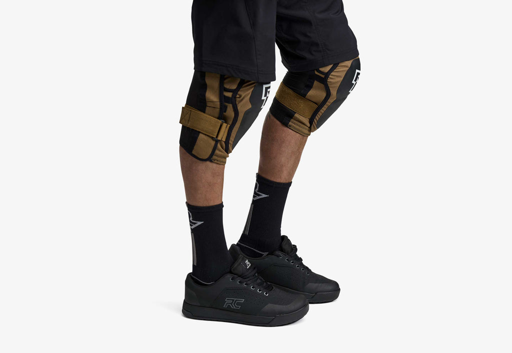 Race Face Roam Genou Stealth
