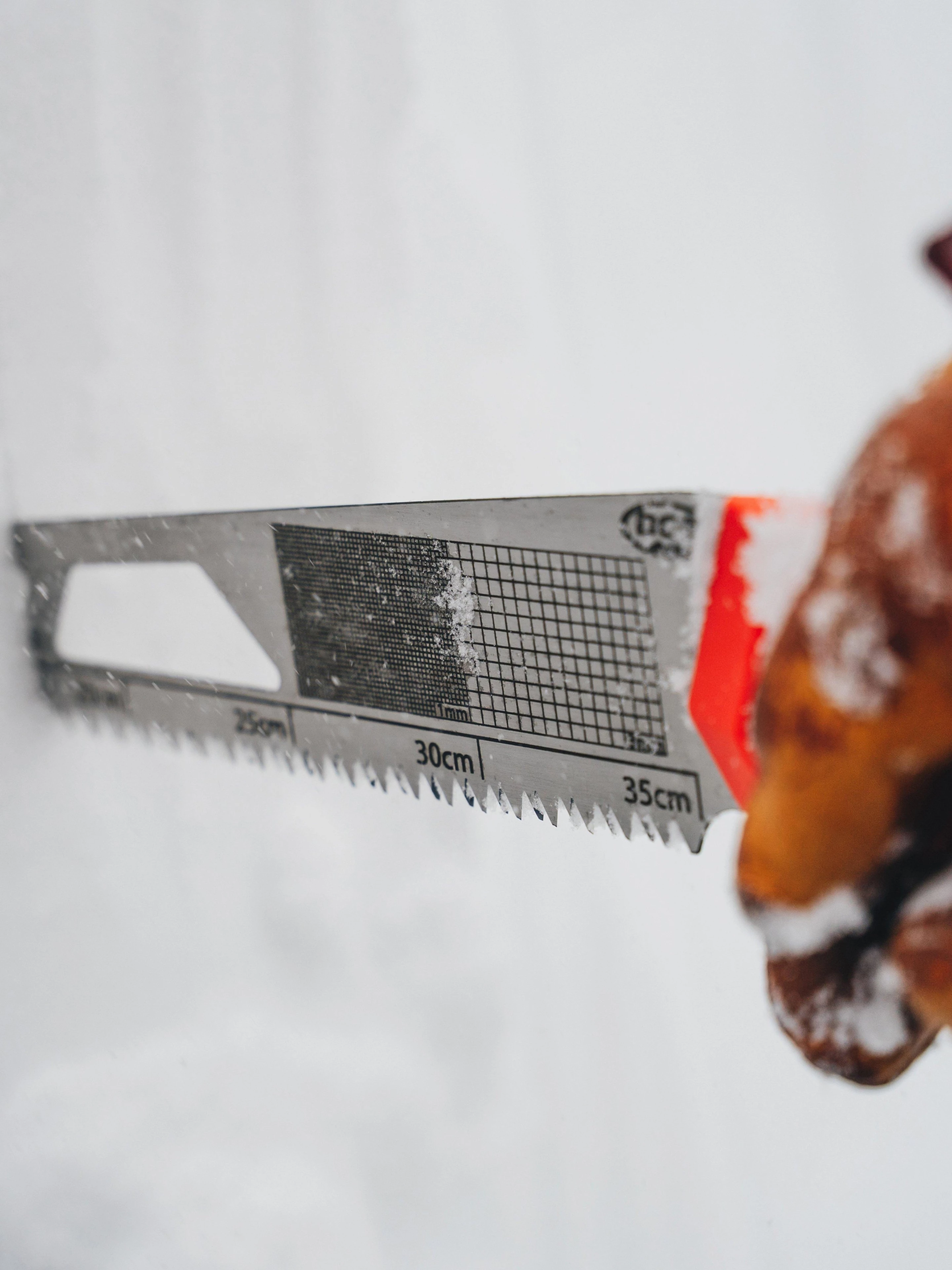 35mm Snow Saw