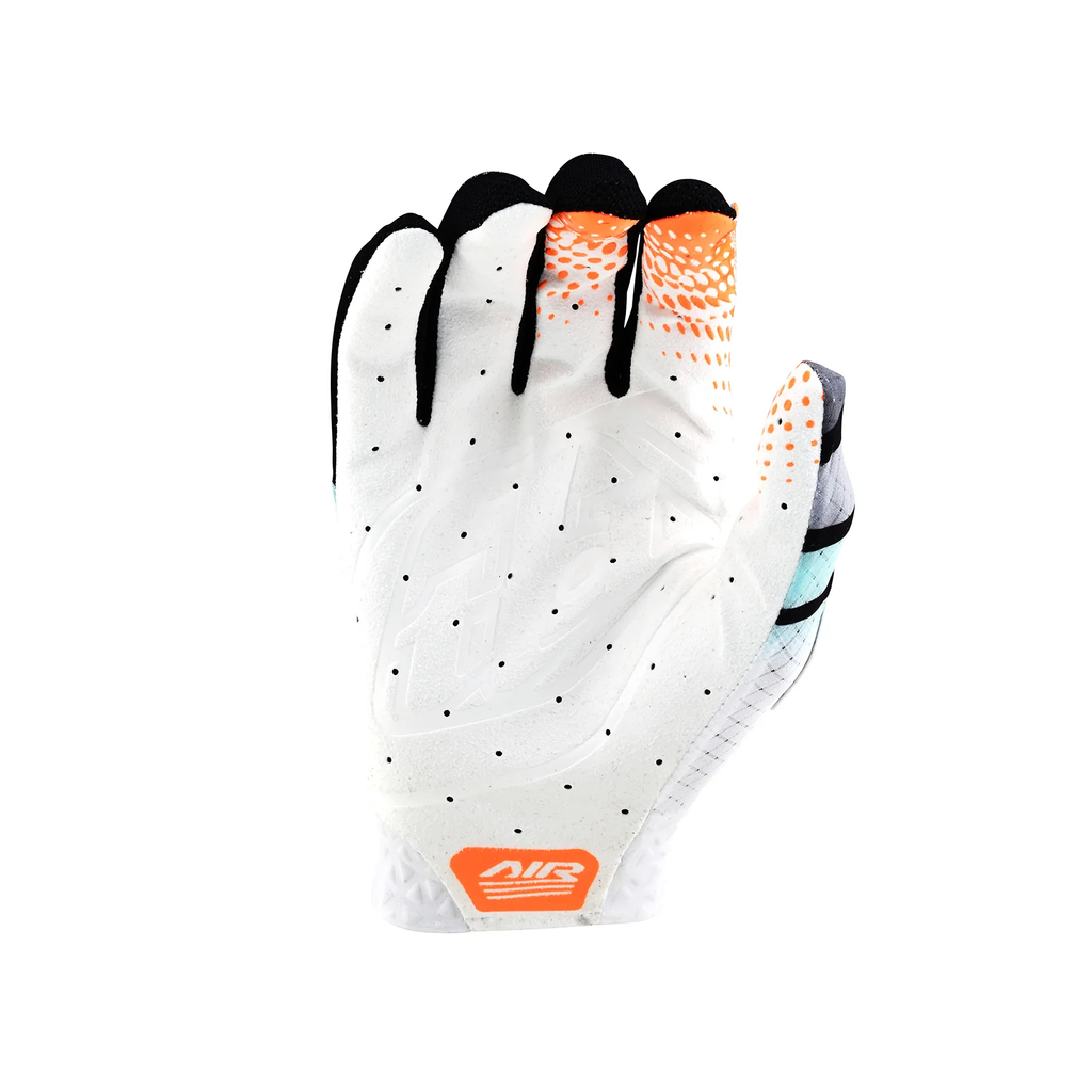 Gants gonflables