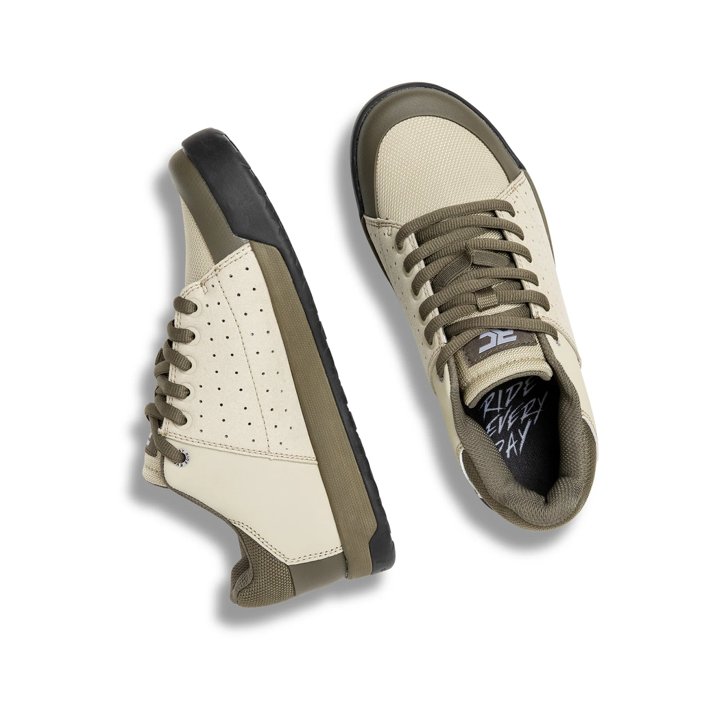 Livewire - Women's